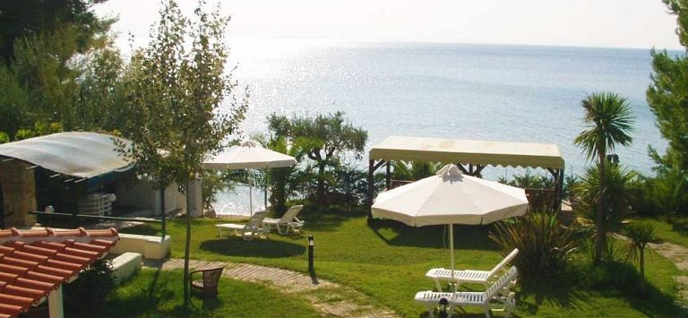 Acrotel Athena Villas Никити Екстериор снимка